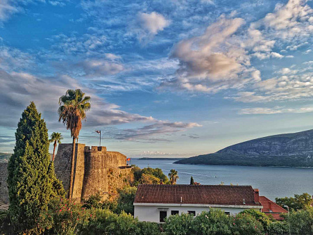 Three-room apartment near the Old Town in Herceg Novi — photo 2